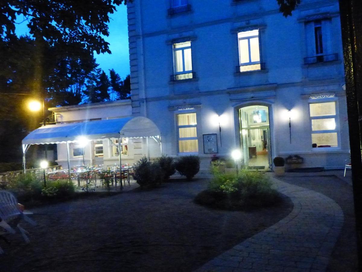 Hotel Des Thermes Bourbon-lʼArchambault Exterior foto